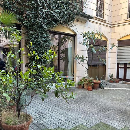 밀라노 Luxury Loft Near Duomo And Garage 아파트 외부 사진